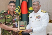 সেনাপ্রধান-ওয়াকার-উজ-জামানের-সঙ্গে-সাক্ষাৎ-করেছেন-পাকিস্তান-নৌবাহিনী-প্রধান