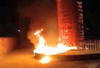 এবার-জুলাই-শহীদ-স্মৃতিস্তম্ভে-পেট্রল-বোমা-নিক্ষেপ-করে-অগ্নিসংযোগ-