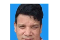 গুলিবিদ্ধ-অবস্থায়-মাটিতে-লুটিয়ে-পড়েন-শ্রমিকদল-নেতা