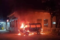 এবার-অ্যাম্বুল্যান্সে-দেওয়া-হলো-আগুন--যা-দেখা-গেল-সিসিটিভি-ফুটেজে