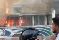 চলন্ত-বাসে-আগুন-অল্পের-জন্য-রক্ষা-পেলেন-চালক