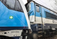 দুই-ট্রেনের-ভয়াবহ-সংঘর্ষ-উদ্ধারে-উড়ে-এলো-হেলিকপ্টার