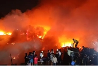 এখনও-আগুন-নেভানো-সম্ভব-হয়নি-জ্বলছে-দাউ-দাউ-করে-