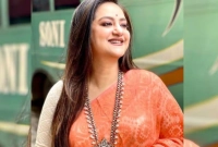 অভিনেত্রীর-সঙ্গে-ঘটলো-এক-অপ্রত্যাশিত-ঘটনা