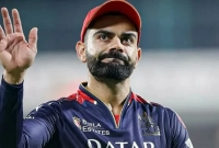 ৮-বছরের-সম্পর্কের-ইতি-টানলেন-কোহলি