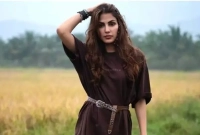 অভিনয়-ছেড়ে-ব্যবসায়-রিয়ার-বাজিমাত-বছরে-আয়-৫৫-কোটি-টাকা