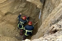 নলকূপের-পাইপ-থেকে-উদ্ধার-করা-শিশু-সাজিদের-স্বাস্থ্য-পরীক্ষা-চলছে