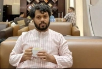 রিকশায়-ছিলেন-ওসমান-হাদি-দুই-ব্যক্তি-মোটরসাইকেলে-এসে-গুলি-চালায়