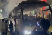 রাজধানীতে-যাত্রীবাহী-বাসে-আগুন