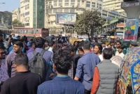 স্বরাষ্ট্র-উপদেষ্টার-পদত্যাগের-দাবিতে-‘শাহবাগ-ব্লকেড’