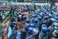‘লং-মার্চ-টু-ইন্ডিয়ান-হাইকমিশন’-কর্মসূচিতে-পুলিশের-বাধা