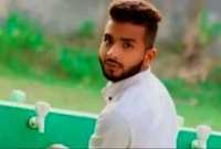 ধাওয়া-করে-মুন্না-নামে-এক-বাংলাদেশি-যুবককে-ধরে-নিয়ে-গেছে-বিএসএফ