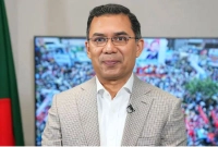 রাজধানীর-৩০০-ফিটে-তারেক-রহমানকে-ঐতিহাসিক-সংবর্ধনা