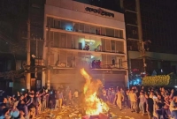 প্রথম-আলো-ও-ডেইলি-স্টার-ভবনে-হামলা-ভাঙচুর