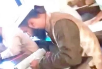 পরীক্ষায়-প্রকাশ্যে-বই-খুলে-উত্তরপত্রে-লেখার-ভিডিও-ভাইরাল