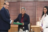 নৌপরিবহন-উপদেষ্টার-সঙ্গে-সাক্ষাৎ-করলেন-পাকিস্তানের-হাইকমিশনার