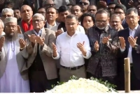 শহীদ-ওসমান-হাদির-কবর-জিয়ারত-করলেন-তারেক-রহমান