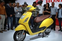 হু-হু-করে-দাম-কমছে-এই-Honda-Activa-এর