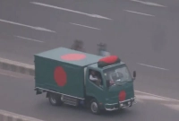 লাল-সবুজের-পতাকা-মোড়ানো-অ্যাম্বুলেন্সে-খালেদা-জিয়ার-মরদেহ-নেয়া-হচ্ছে-গুলশানে