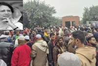 ভোরের-আলো-ফোটার-আগেই-খালেদা-জিয়ার-জানাজা-স্থলে-মানুষের-ঢল