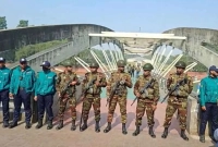 ভোর-থেকেই-বেগম-জিয়ার-কবর-জিয়ারত-করতে-মানুষের-ঢল-বন্ধ-প্রবেশমুখ