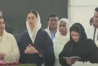 খালেদা-জিয়ার-কবর-জিয়ারত-করলেন-জাইমা-রহমান