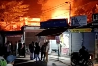 একটুর-জন্য-প্রাণে-বাঁচল-৫০-মাদরাসার-শিক্ষার্থী