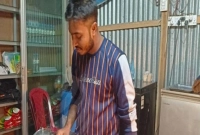 মাত্র-দুই-হাজার-টাকা-পুঁজি-নিয়ে-দৈনিক-আয়-১০-হাজার-টাকা