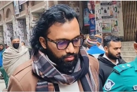 একাধিক-এনআইডি-কার্ড-রাখার-কারণ-জানাল-তারেক-রহমানের-বাসার-সামনে-আটক-হামীম