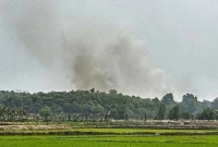 সীমান্তে-বিস্ফোরণ-গুলির-শব্দে-কাঁপছে-টেকনাফের-বাড়িঘর