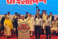 তাহাজ্জুদের-নামাজ-পড়ে-ভোটকেন্দ্রের-সামনে-ফজর-পড়ার-আহ্বান-তারেক-রহমানের