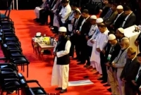 সমাবেশ-মঞ্চেই-নামাজ-আদায়-করলেন-তারেক-রহমান