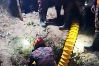 বাঁচানো-গেল-না-গভীর-নলকূপের-গর্তে-পড়া-শিশু-মেজবাহকে