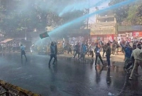 প্রধান-উপদেষ্টার-বাসভবন-যমুনা-ঘেরাও-করেছেন-সরকারি-কর্মচারীরা