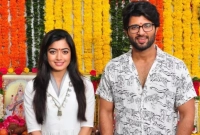 হবু-পুত্রবধূ-রাশমিকার-কাছে-দুই-শর্ত-বিজয়ের-মা-বাবার