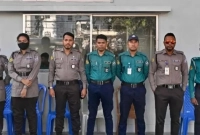 পুরোনো-পোশাকের-পক্ষে-অধিকাংশ-পুলিশ-সদস্য