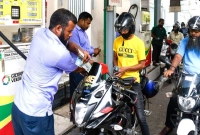 সর্বোচ্চ-যত-লিটার-তেল-নেওয়া-যাবে-মোটরসাইকেল-ও-প্রাইভেটকারে