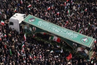 যুক্তরাষ্ট্র-ইসরায়েলের-হামলা-উপেক্ষা-করে-নিহত-সেনাদের-জানাজায়-লাখো-লাখো-ইরানির-ঢল