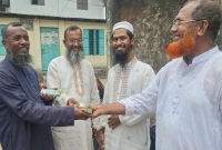 মাইকিং-করে-দেড়-লাখ-টাকা-ফেরত-দিয়ে-সততার-দৃষ্টান্ত-স্থাপন