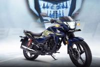 হঠাৎ-হুড়মুড়িয়ে-দাম-কমে-গেল-এই-দুর্দান্ত-বাইকের-কিনতে-ক্রেতাদের-ভিড়