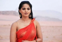 বিয়ে-করছেন-আনুশকা-কিন্তু-কাকে-