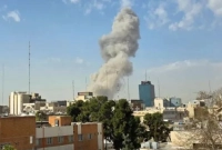 যুদ্ধ-নিরসনে-মধ্যস্থতাকারী-হিসেবে-যে-দেশকে-চায়-ইরান