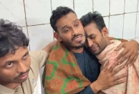 বাসডুবির-ঘটনায়-বেঁচে-যাওয়া-যাত্রীর-মুখে-লোমহর্ষক-বর্ণনা-