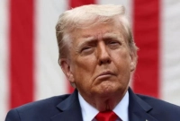 সিদ্ধান্ত-জানার-পর-হতাশ-ডোনাল্ড-ট্রাম্প