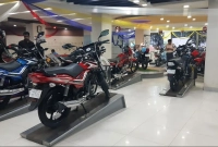 মোটরসাইকেলের-ক্রেতা-নেই-২০-হাজার-টাকা-ছাড়েও