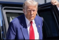 এবার-প্রেসিডেন্ট-ডোনাল্ড-ট্রাম্পকে-ক্ষমতাচ্যুত-করার-ডাক