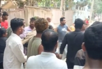 স্ত্রী-রিমা-শারীরিকভাবে-অক্ষম-তাই-স্বামী