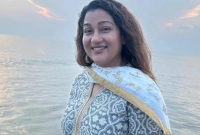 ব্যক্তিগত-জীবনের-এক-আক্ষেপ-তুলে-ধরলেন-দীপা-খন্দকার