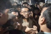 উত্তপ্ত-পরিস্থিতি-ছাত্রদলের-তোপে-সাদিক-কায়েম