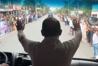 ৩০-কিমি-রাস্তাজুড়ে-হাজার-হাজার-লোকজনের-স্লোগান-দিয়ে-সংবর্ধনা